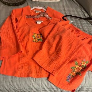 Ladies Bright Orange Floral Flocked 3 Piece Set. Jacket, Shell, Crop Pants Lg